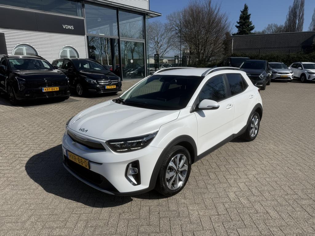 Kia Stonic 1.0 T-GDi MHEV DynamicPlusLine NAVI + CAMERA Stoe, Euro 6, 100 pk, Wit, Origineel Nederlands
