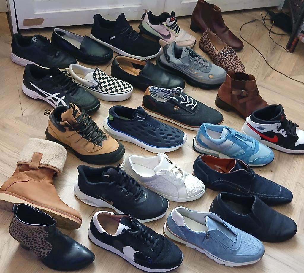 SUPER Partij schoenen!! Merk schoenen in supergoede staat., Ophalen, Overige kleuren, Overig, Sneakers of Gympen