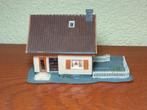 Faller B-205 - Huisje met balkon, Hobby en Vrije tijd, Modeltreinen | H0, Overige merken, Gebruikt, Gelijkstroom of Wisselstroom
