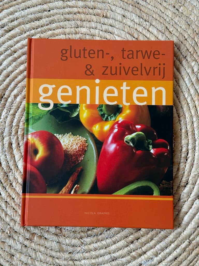 Gluten-, Tarwe- & Zuivelvrij Genieten - Nicola Graimes, Boeken, Voorgerechten en Soepen, Ophalen of Verzenden, Zo goed als nieuw