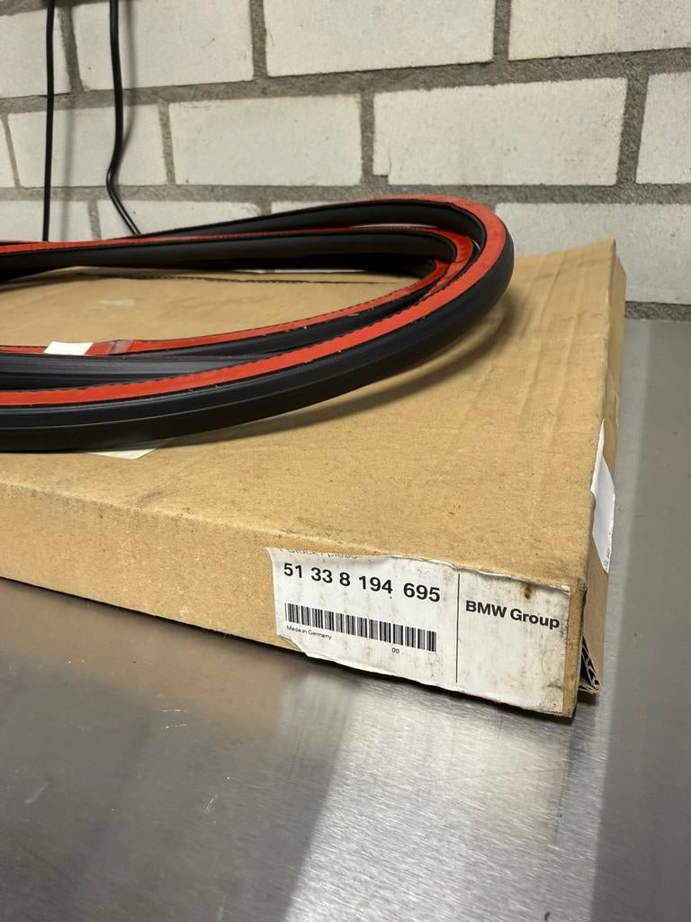 BMW E46 deur rubber tochtstrip origineel NIEUW, Auto-onderdelen, Deur, Ophalen of Verzenden, BMW, Nieuw