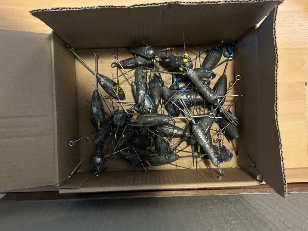 Diverse artikelen voor zeevisserij, Ophalen, Zo goed als nieuw, Dobber of Lood