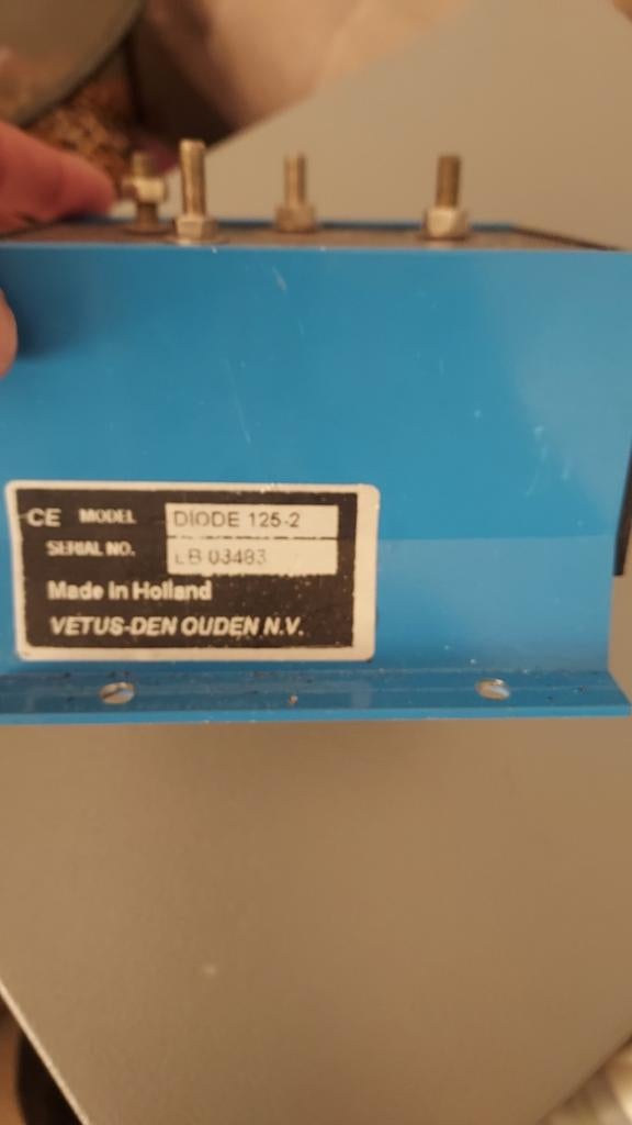 Vetus Diode Splitter 125-2 - Accu Isolator, Ophalen of Verzenden, Gebruikt, Elektra en Verlichting, Zeilboot of Motorboot