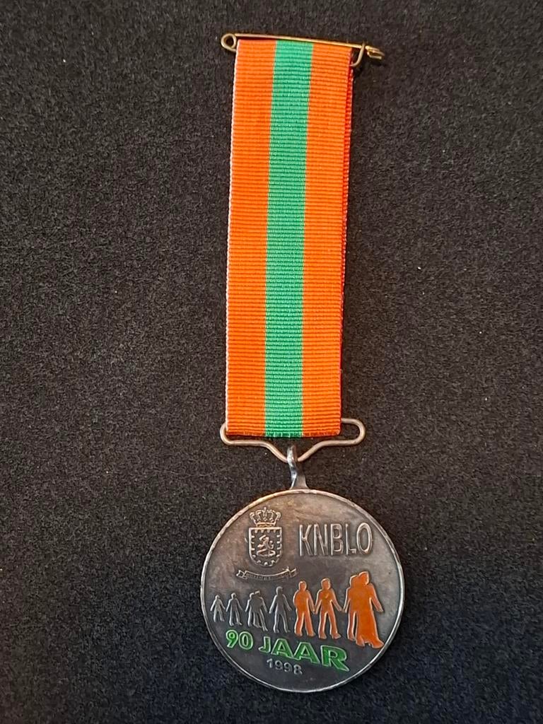 Knblo 90 jaar, Postzegels en Munten, Penningen en Medailles, Ophalen of Verzenden, Overige materialen