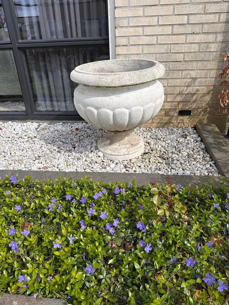 Mooie zware stenen tuinvaas/bloempot, witte uitvoering, Ophalen, Gebruikt