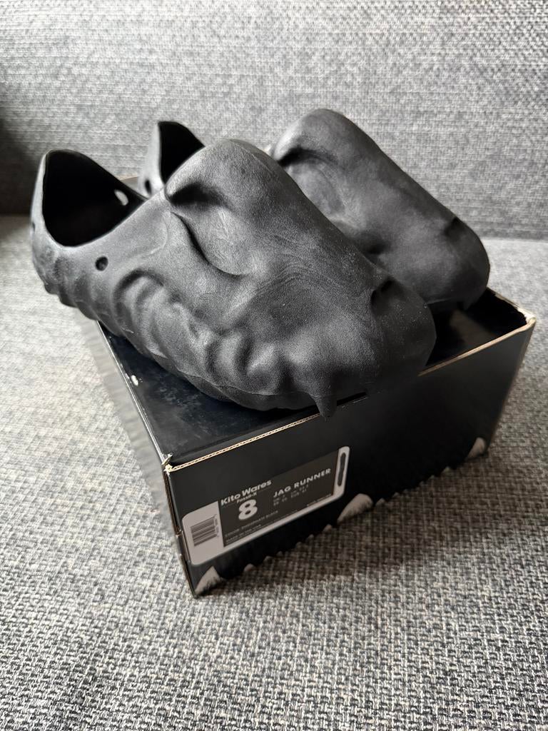 Kito Wares Jag Runner - Maat 41 - Nieuw in doos, Slippers, Zwart, Nieuw, Ophalen of Verzenden