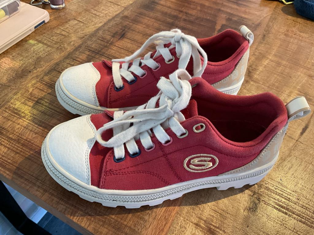 Skechers Roodies RED sneakers voor meisjes - Maat 34, Ophalen of Verzenden, Gebruikt, Meisje, Schoenen