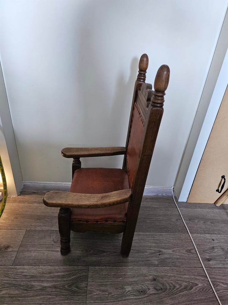 Ouderwets kinder stoeltje, Ophalen