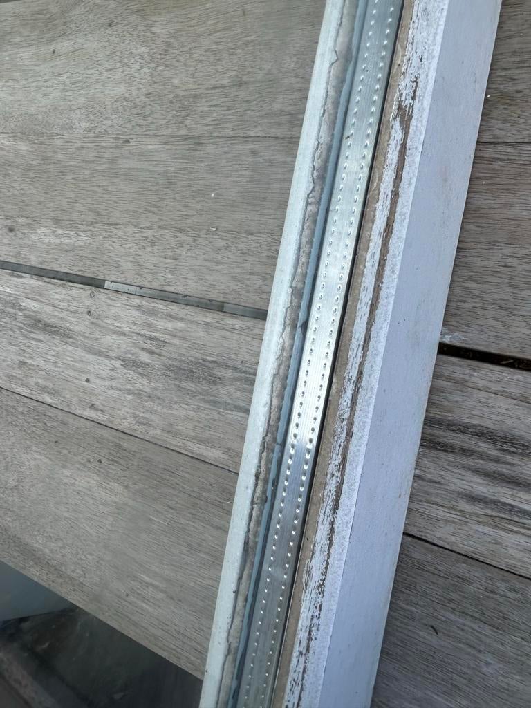 Kozijn 122 x 64 - De ruitmaat is 110 x 50 cm., Doe-het-zelf en Verbouw, Kozijnen en Schuifpuien, Ophalen, Gebruikt, Raamkozijn