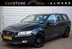 Volvo V70 2.4 D5 AWD Kinetic*274Dkm*NL Auto*245Pk*Trekhaak*, Auto's, Euro 5, Gebruikt, Zwart, 2000 kg