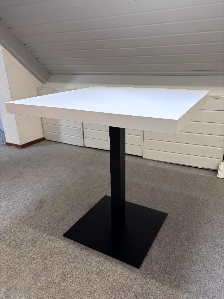 Bistrotafel wit met stalen zwarte poot Loods5 bistro tafel, Huis en Inrichting, Tafels | Eettafels, 50 tot 100 cm, Vierkant, 50 tot 100 cm