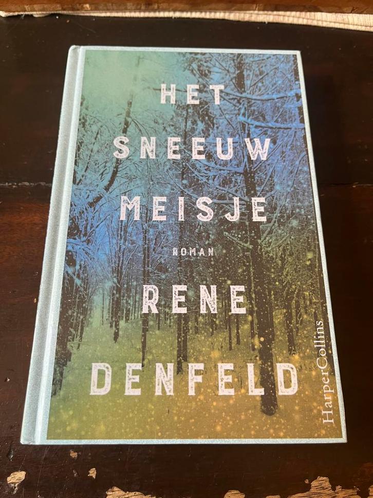 Het Sneeuwmeisje - Rene Denfeld (Roman), Boeken, Romans, Zo goed als nieuw, Nederland, Ophalen of Verzenden
