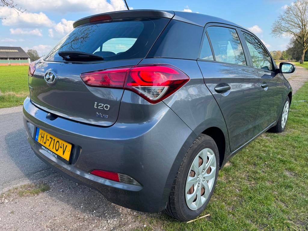 Hyundai I20 1.2 LP i-Drive Cool 1ste eigenaar|nieuwe distrib, Auto's, Euro 6, 4 cilinders, Origineel Nederlands, Handgeschakeld