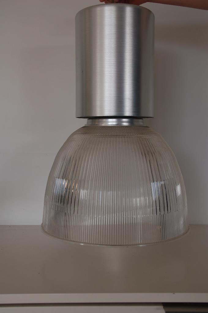 partij van 25 industriële hanglampen, Ophalen, Gebruikt, Verlichting