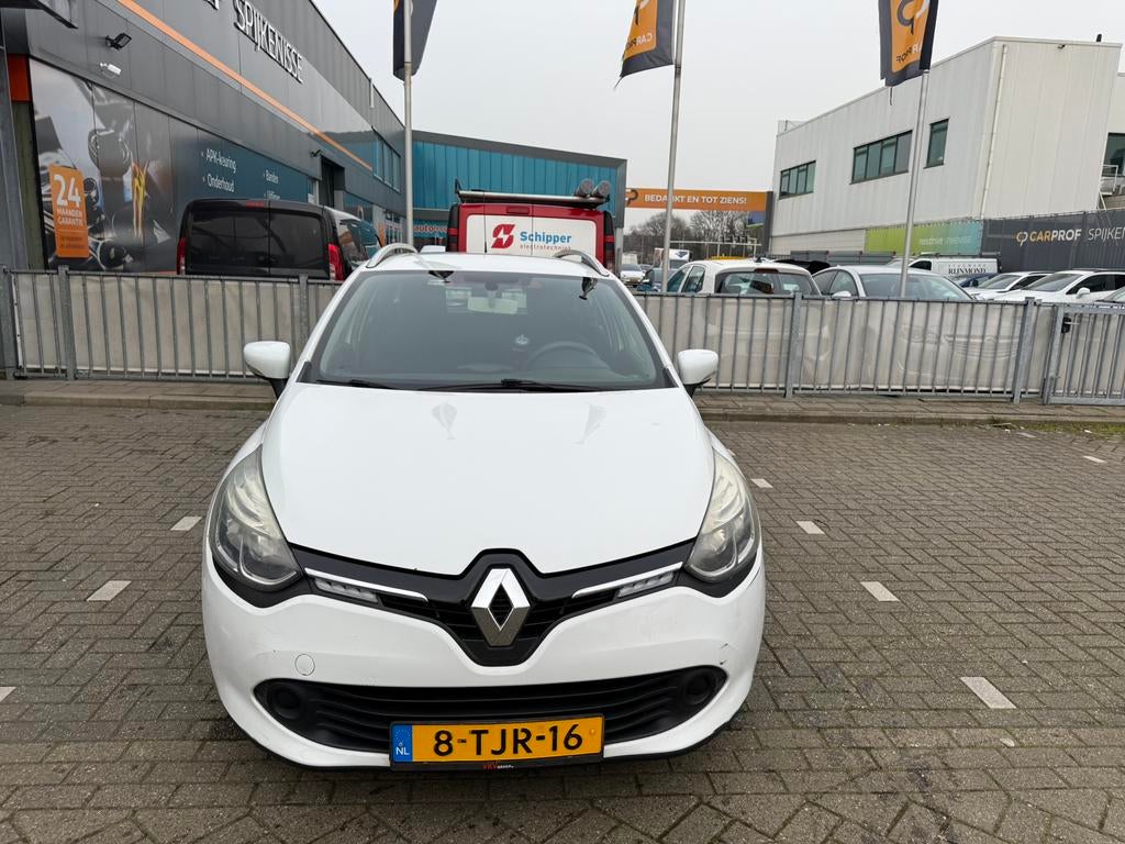 Renault Clio 1.5 DCI 66KW Estate 2014 Wit, Auto's, Voorwielaandrijving, 4 cilinders, 1096 kg, Wit
