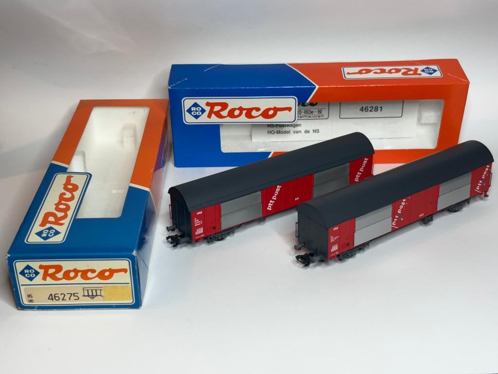 Roco PTT Postwagen 46275 & 46281, Gelijkstroom of Wisselstroom, Wagon, Ophalen of Verzenden, Roco