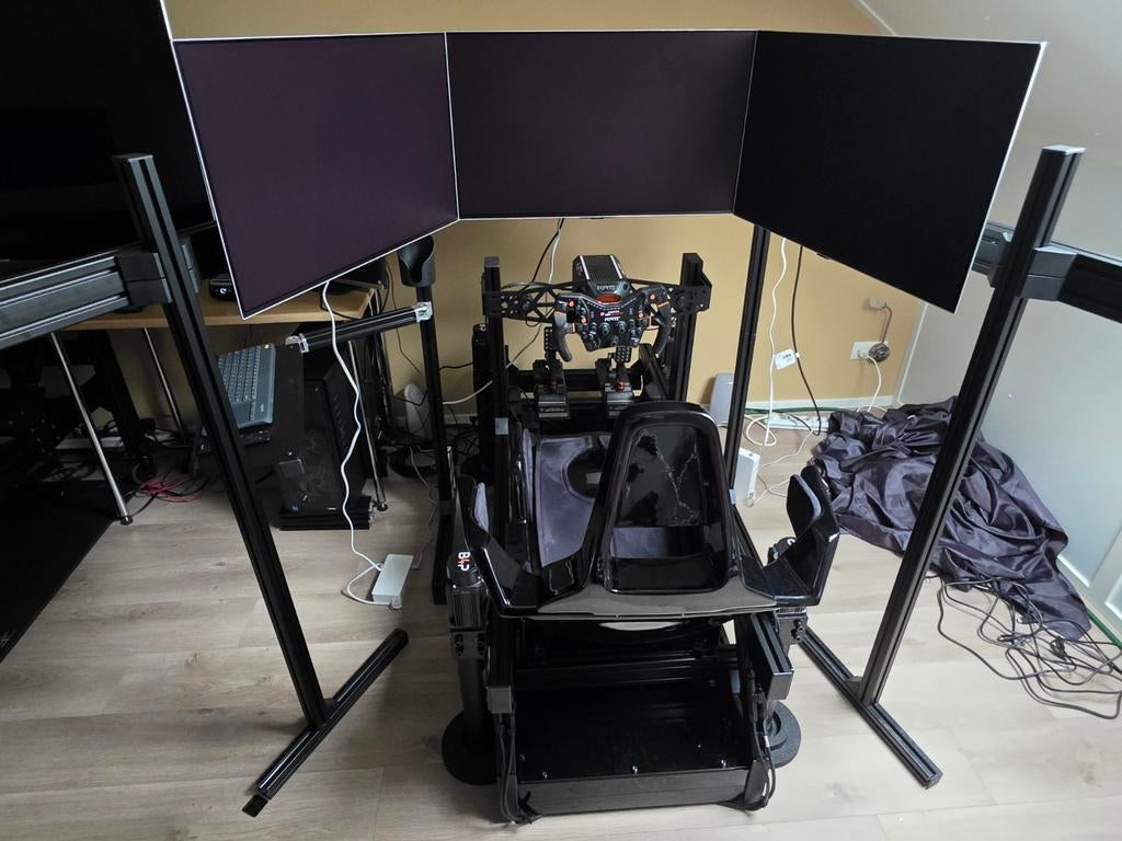 Race simulator met 3 schermen, 1 speler, Racen en Vliegen, Ophalen of Verzenden, Zo goed als nieuw