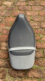 Gilera Runner Zadel - Goede Staat, Fietsen en Brommers, Brommeronderdelen | Scooters, Ophalen of Verzenden, Gebruikt, Zadel, Overige merken