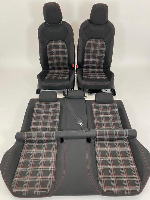 Interieur VW Polo 6 Stof Zwart/Wit/Rood, Gebruikt, -, -, Ophalen of Verzenden