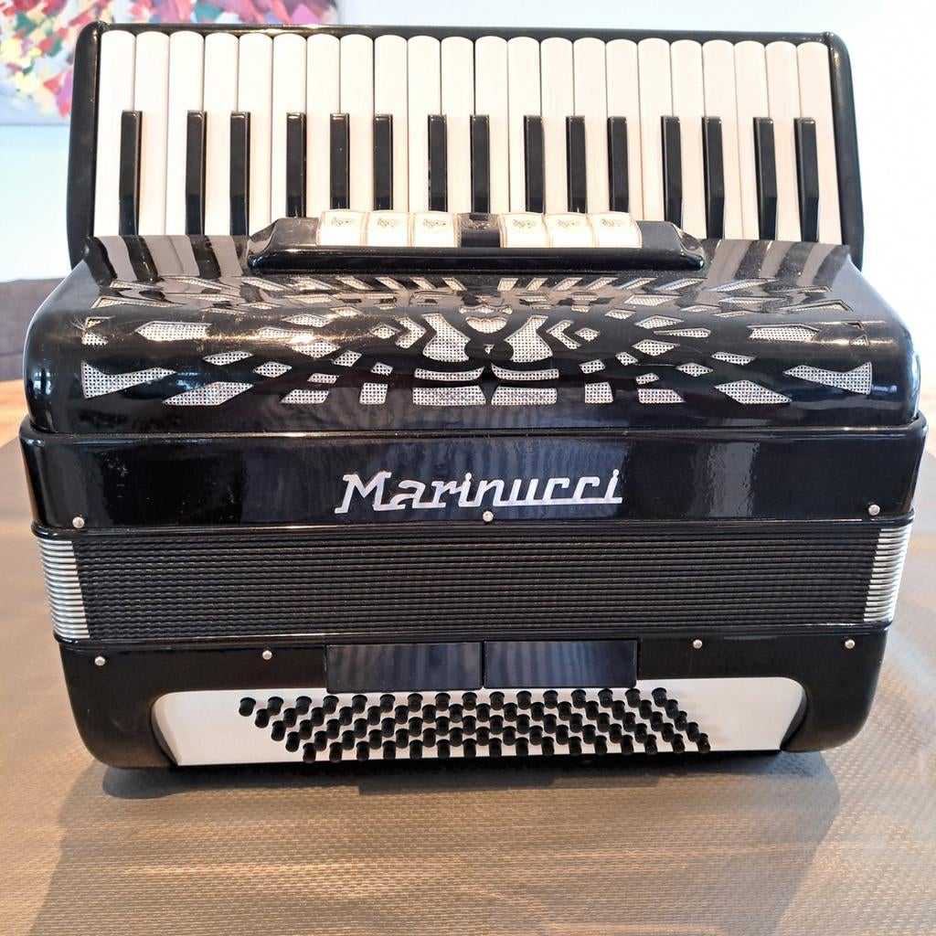 Prachtige Marinucci Accordeon 96 bas, perfecte staat, Ophalen of Verzenden
