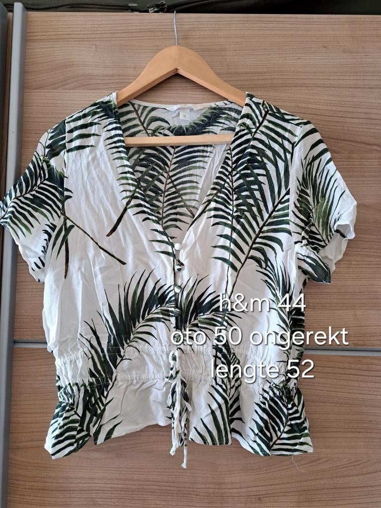 H&M Blouse met palmprint, maat 44 groen/wit, Kleding | Dames, Blouses en Tunieken, H&M, Wit, Maat 42/44 (L), Ophalen of Verzenden