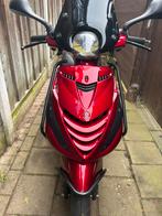 Piaggio zip, Fietsen en Brommers, Scooters | Piaggio, Ophalen, Zo goed als nieuw, Benzine, Zip