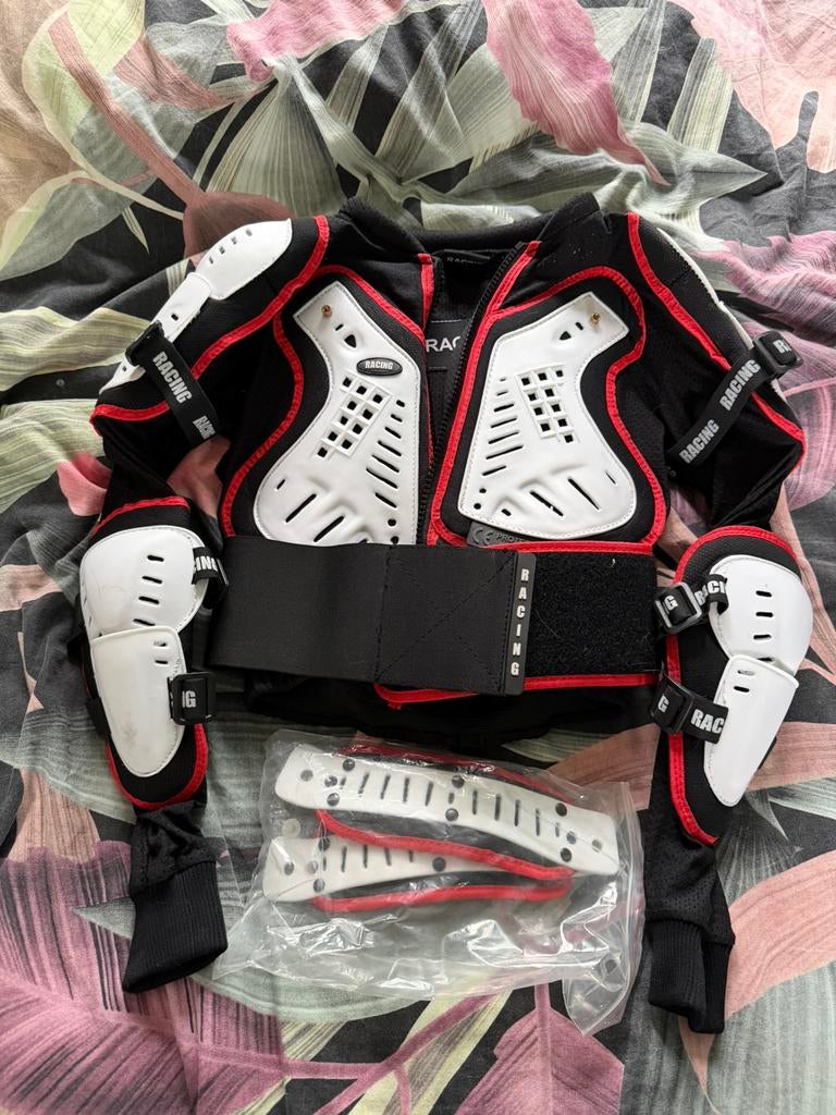 Beschermde body protector, Ophalen