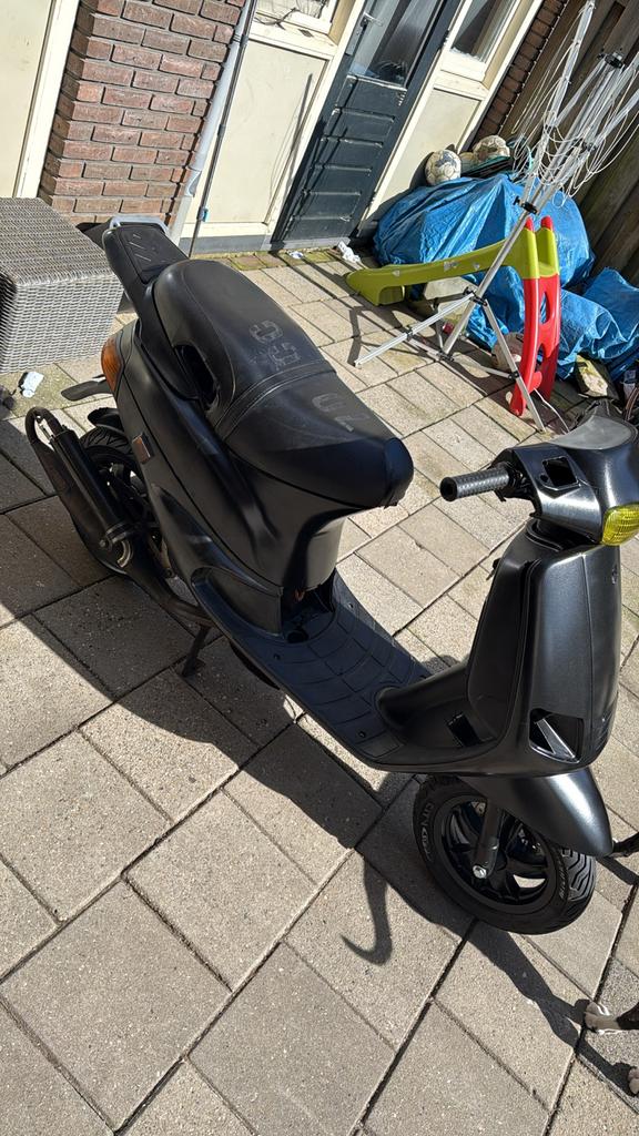 Piaggio Zip Type 3 70cc zonder wok met blauw kenteken, Fietsen en Brommers, Brommeronderdelen | Scooters, Ophalen, Piaggio, Gebruikt