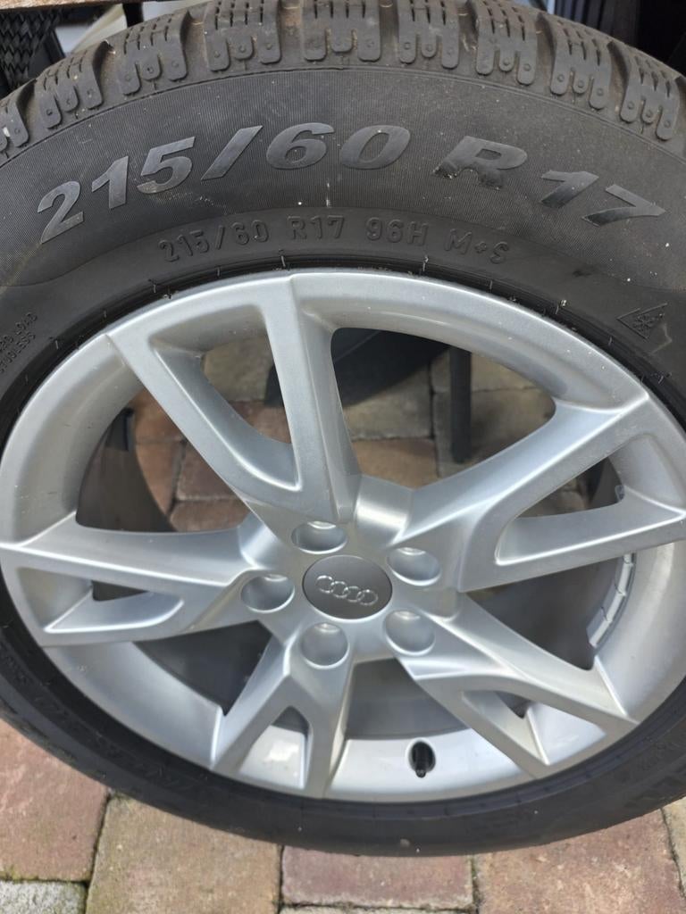 Audi Q3 17 inch velgen met banden, Auto-onderdelen, Ophalen
