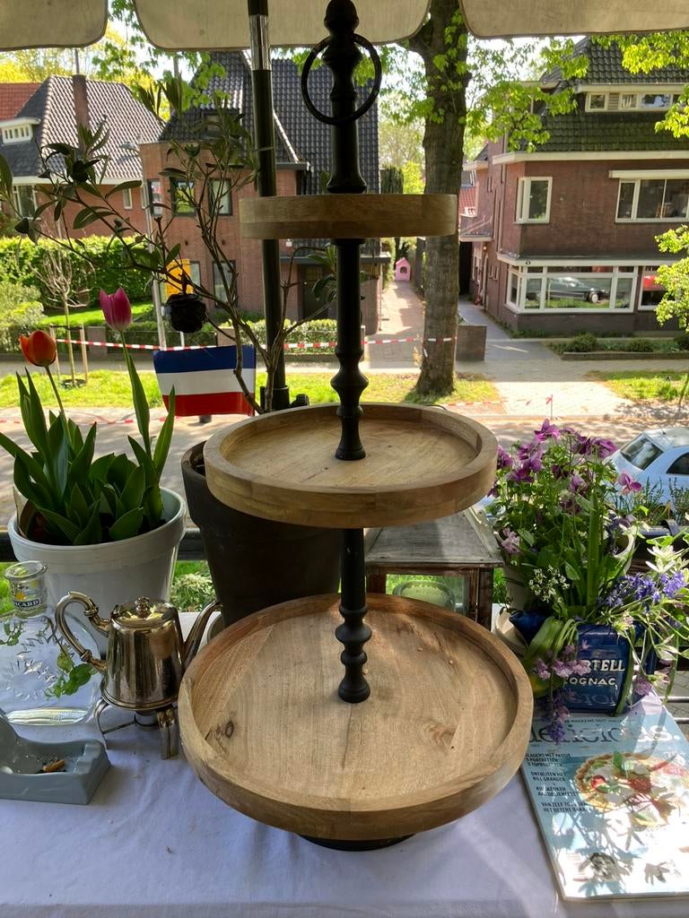 Etagere hout, Ophalen of Verzenden, Zo goed als nieuw, Gietijzer, Fontein