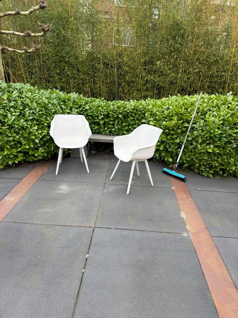 Vier witte tuinstoelen, Ophalen, Gebruikt, Kunststof