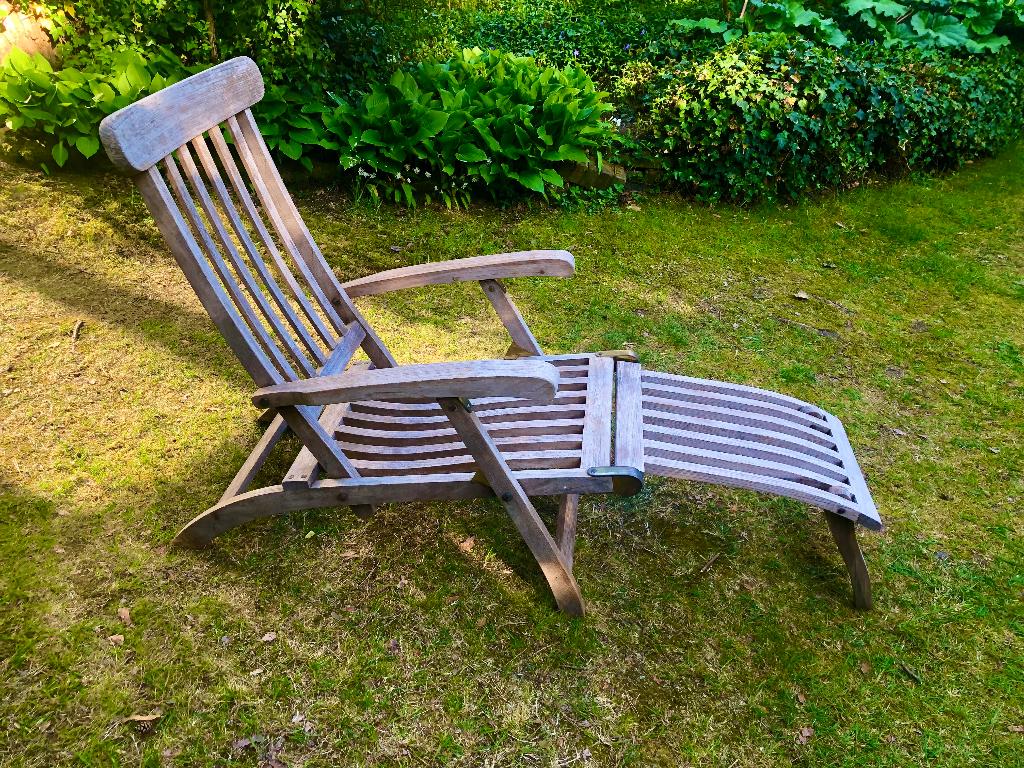 Puntgave teakhouten deckchair, Ophalen, Zo goed als nieuw, Teakhout, Inklapbaar