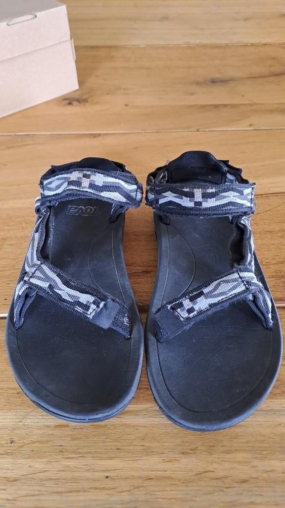 Teva Hurricane zwart maat 32, Jongen of Meisje, Overige typen, Zo goed als nieuw, Teva