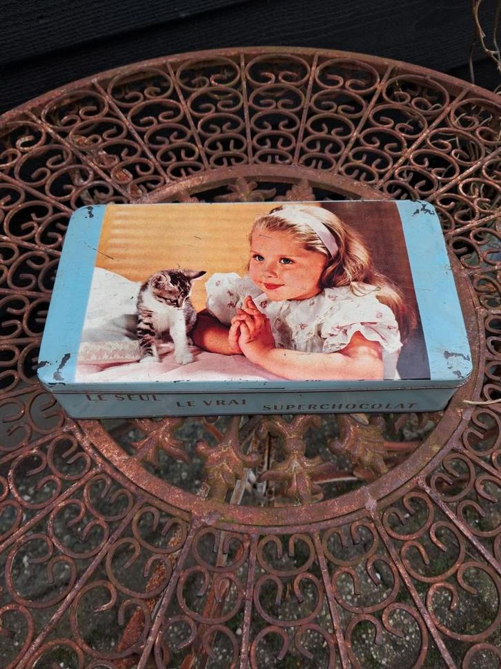 Leuk vintage blik Jacques De Enige De Echte Superchocolade, Verzamelen, Blikken, Gebruikt, Overige, Ophalen of Verzenden