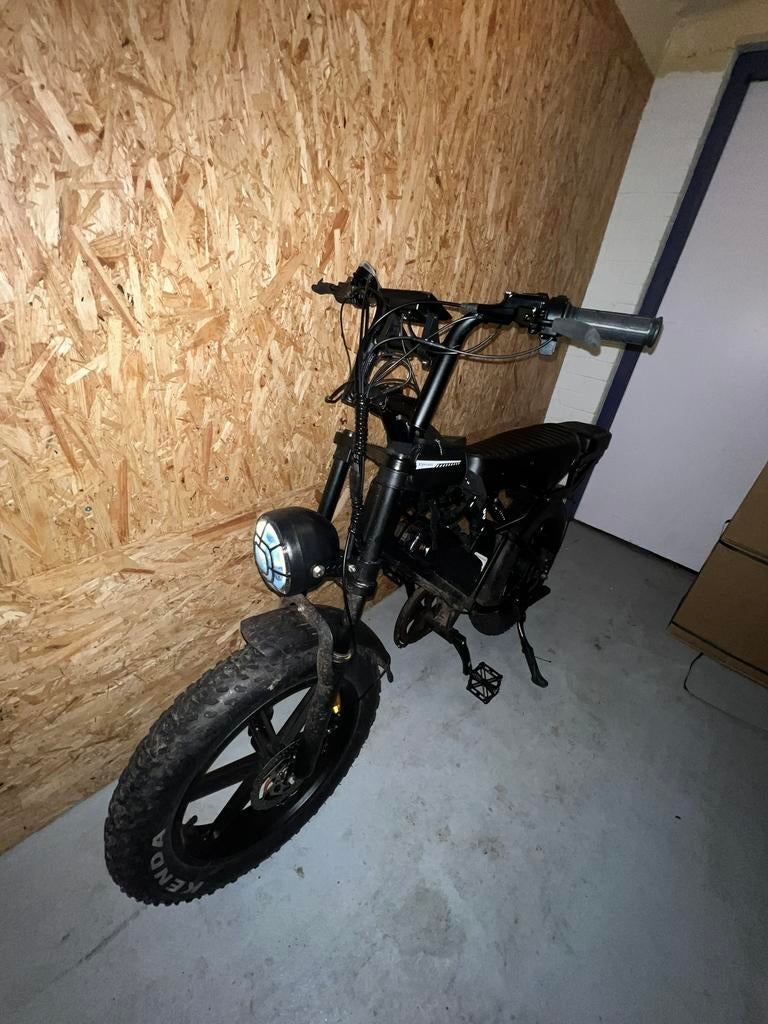 Fatbike v20pro 8maanden oud, Fietsen en Brommers, Brommers | Tomos, Ophalen, Gebruikt, Maximaal 25 km/u, Standard