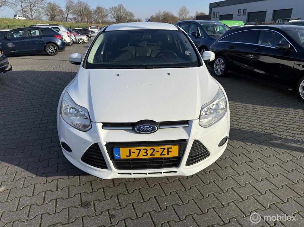 Ford Focus Wagon 1.0 EcoBoost inruil koopje, Auto's, Ford, Euro 5, Gebruikt, Wit, Handgeschakeld