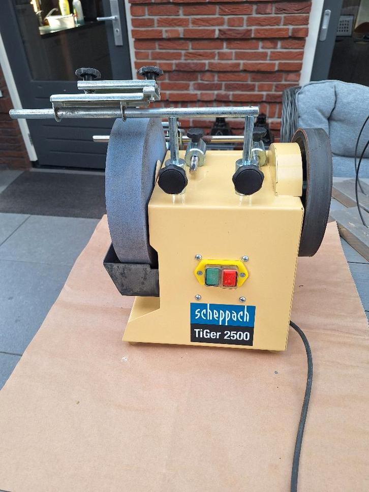 nat slijpmachine sheppach, Doe-het-zelf en Verbouw, Gereedschap | Slijpmachines, Zo goed als nieuw, Werkbankslijpmachine, Minder dan 700 watt