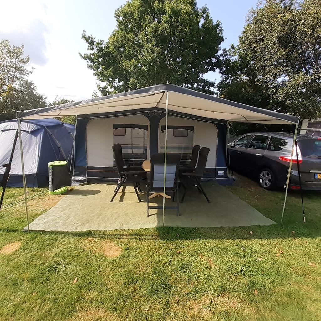 Burstner, Caravans en Kamperen, Rondzit, Particulier, Bürstner, Luifel