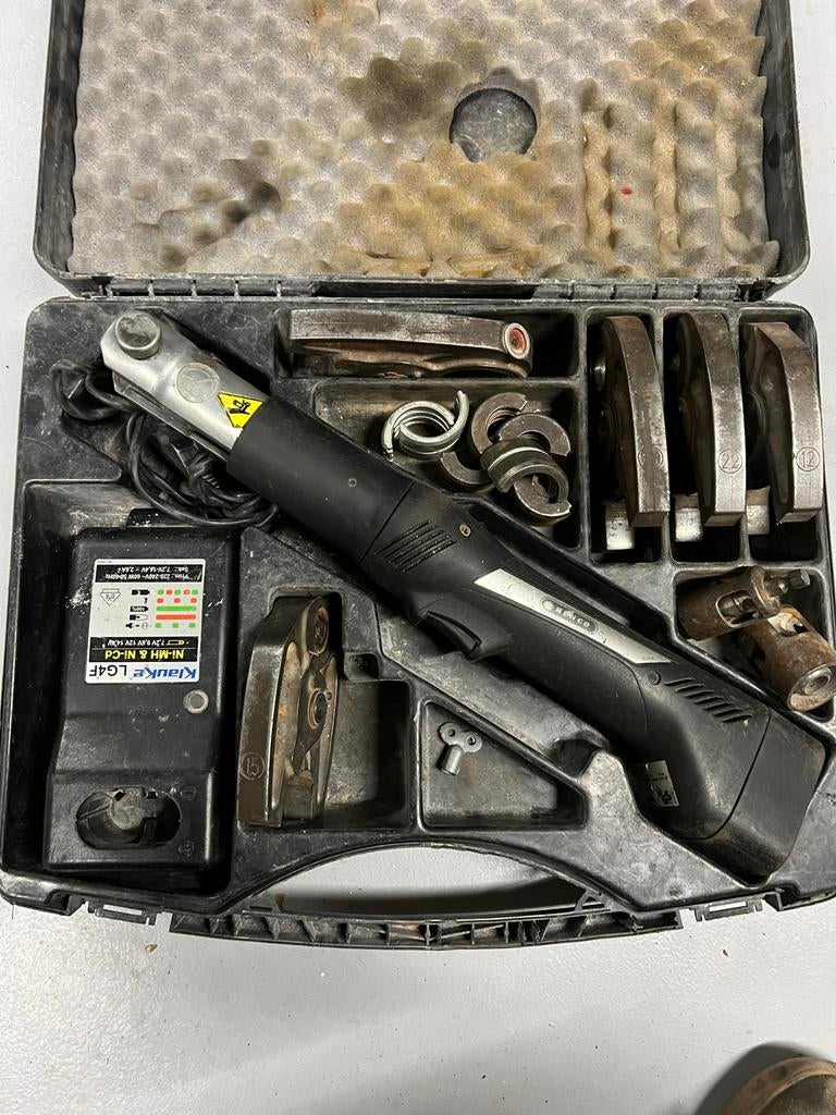 Klauke LG4F Accu Perstang Set met Diverse Bekken, Ophalen of Verzenden, Gebruikt