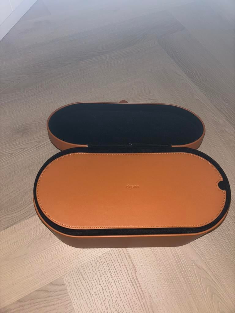 Dyson Airwrap Roze ZGAN!, Ophalen of Verzenden, Zo goed als nieuw, Roze