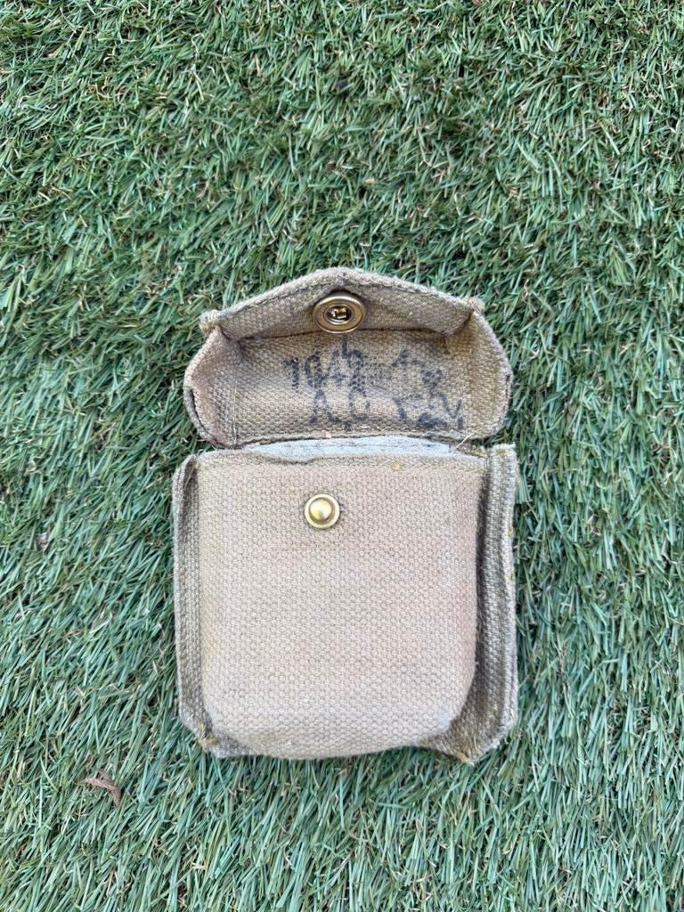 Engels Wo2 webbing compass tasje 1942 mint, Ophalen of Verzenden, Landmacht, Engeland, Overige typen