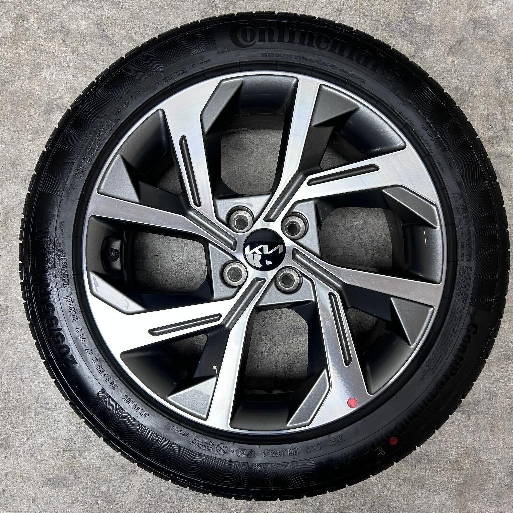 17 inch originele velgen + zomerbanden Kia Stonic, Banden en Velgen, Nieuw, 17 inch, Personenwagen