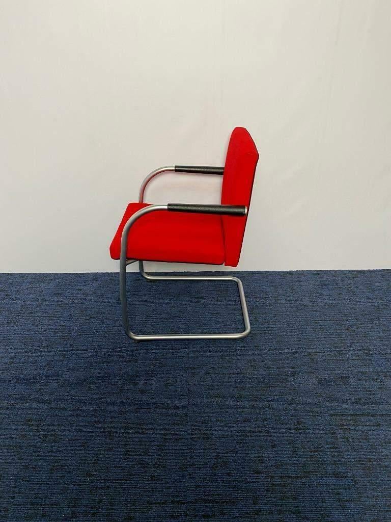 6 x Vitra Visasoft Visavis design vergaderstoel, rood, Huis en Inrichting, Stoelen, Ophalen, Gebruikt, Stof, Vijf, Zes of meer stoelen