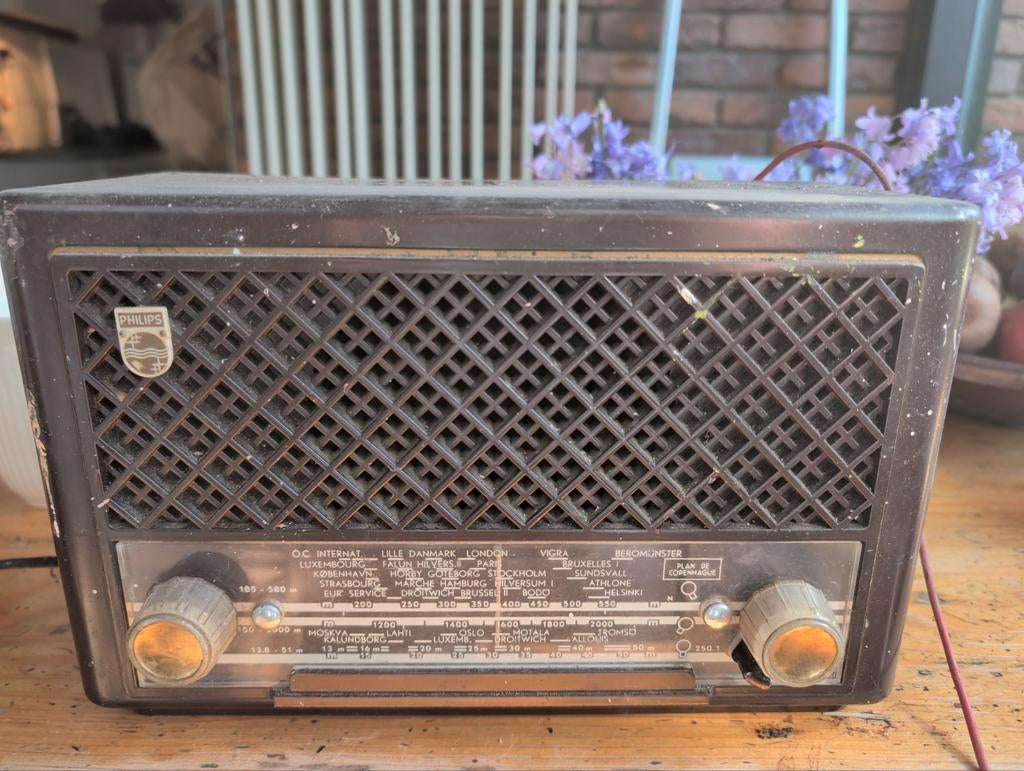 Philips BX210U radio voor onderdelen of decoratie, Audio, Tv en Foto, Ophalen, Niet werkend, Radio