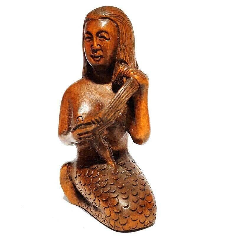 Erotische houten Netsuke van een zeemeermin Japan, Ophalen of Verzenden