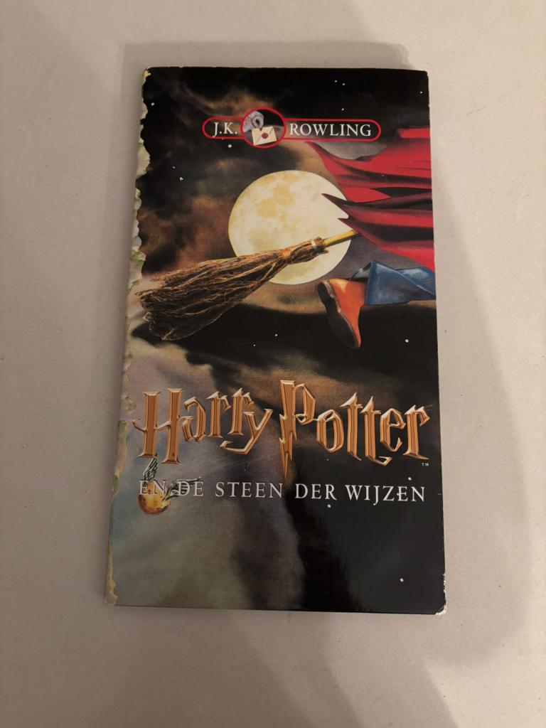 Luisterboek harry potter en de steen der wijzen cd set!, Boeken, Luisterboeken, Ophalen of Verzenden, J.K. Rowling, Cd, Kind