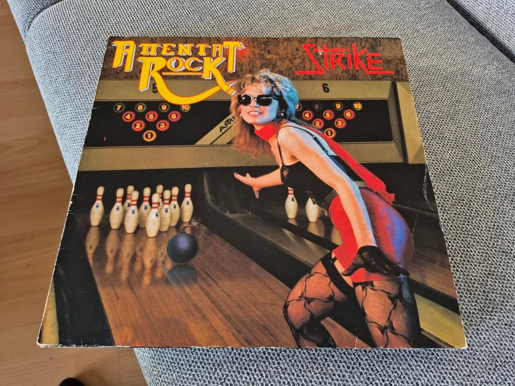 Strike LP  Hardrock, Cd's en Dvd's, Ophalen of Verzenden, Zo goed als nieuw