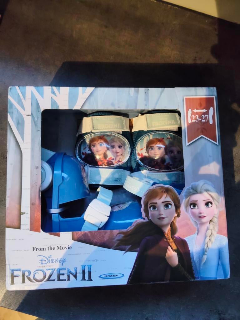 Frozen rolschaatsen verstelbaar maat 23-27 Nieuw in doos, Ophalen of Verzenden, Verstelbaar, Nieuw, Kinderen