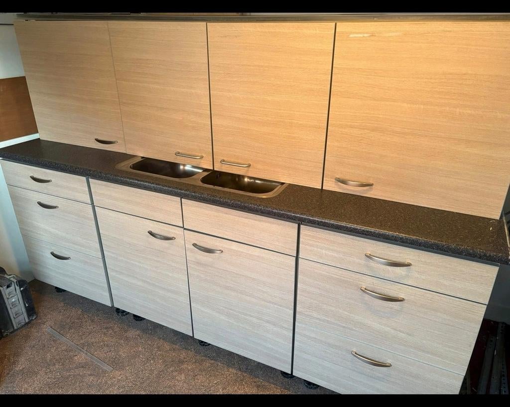 Keller keukenblok met dubbele spoelbak, Huis en Inrichting, Keuken | Complete keukens, Ophalen, Gebruikt, Enkelwandige keuken