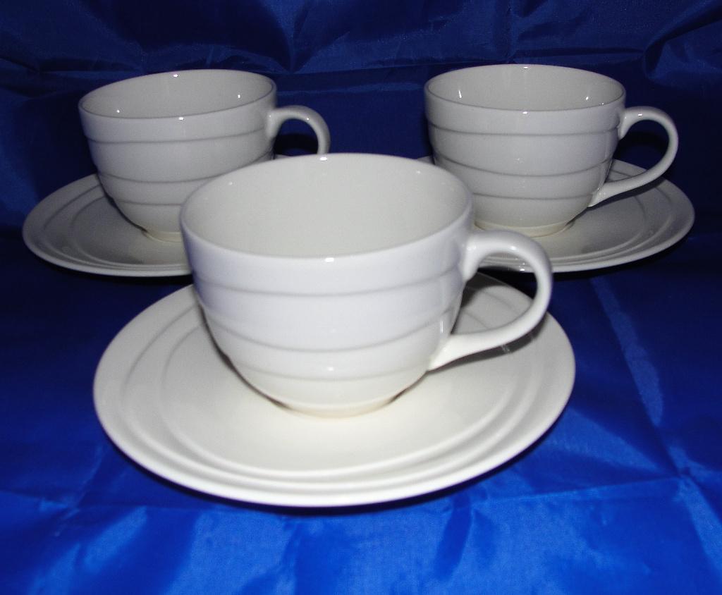 Jamie Oliver Waves kop en schotels, Huis en Inrichting, Keuken | Servies, Ophalen of Verzenden, Zo goed als nieuw, Overige stijlen